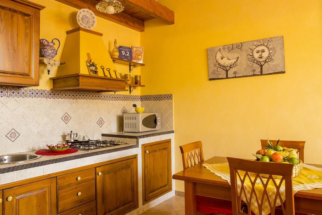 Casa Vacanze Caccamo Santa Lucia Ngoại thất bức ảnh